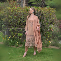 Khwabeeda – Luxury Pakistani Suit