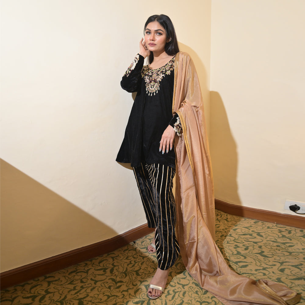 Black Dabka Gold Suit